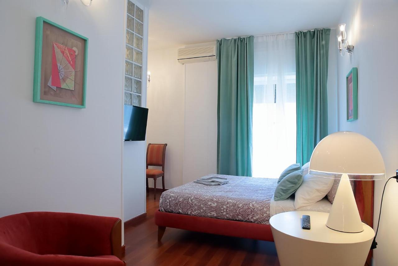 L.T. Savoia Palace & Cavour C.L. Hotel บารี ภายนอก รูปภาพ