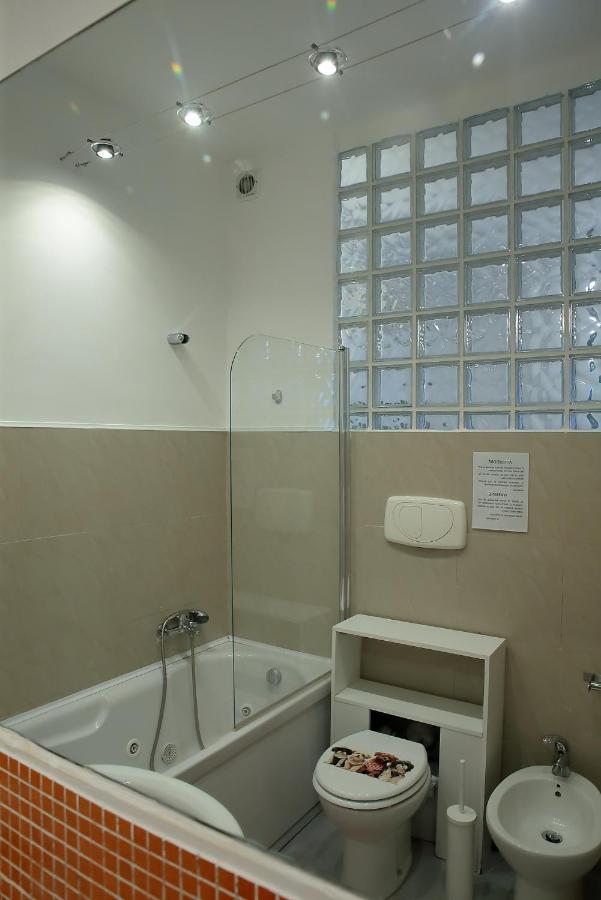L.T. Savoia Palace & Cavour C.L. Hotel บารี ภายนอก รูปภาพ